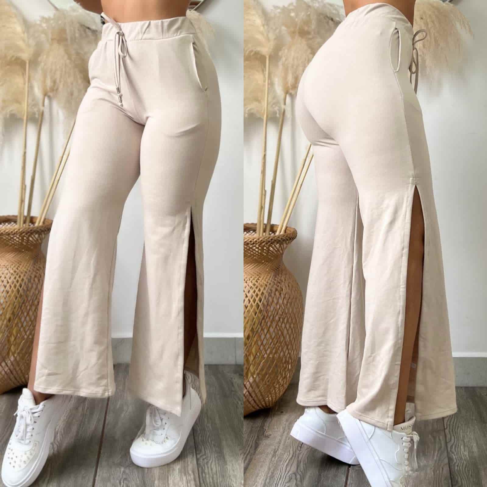 Pantalon bota campana deportivo beige