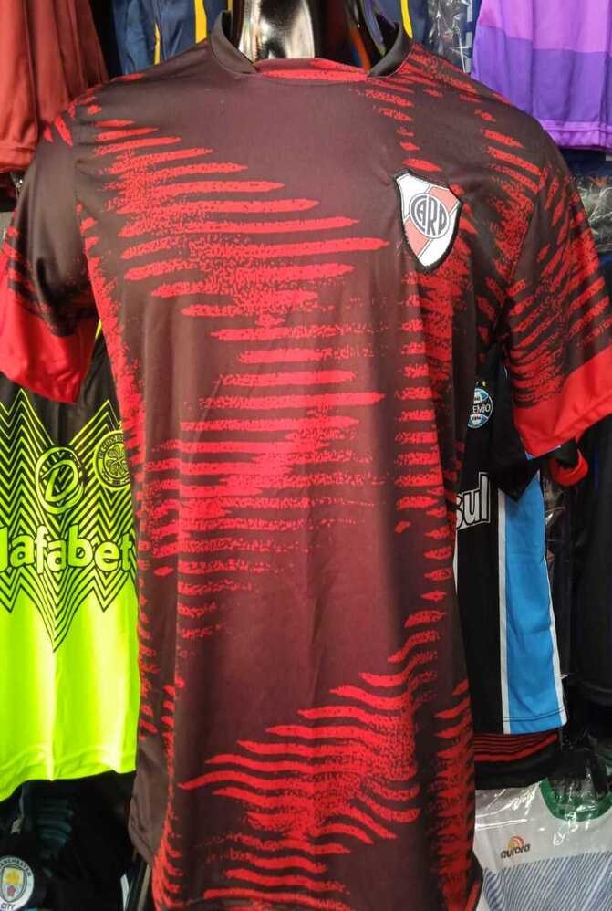 Uniforme deportivo eco river plate