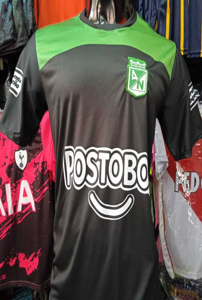 Uniforme deportivo eco atletico nacional negra