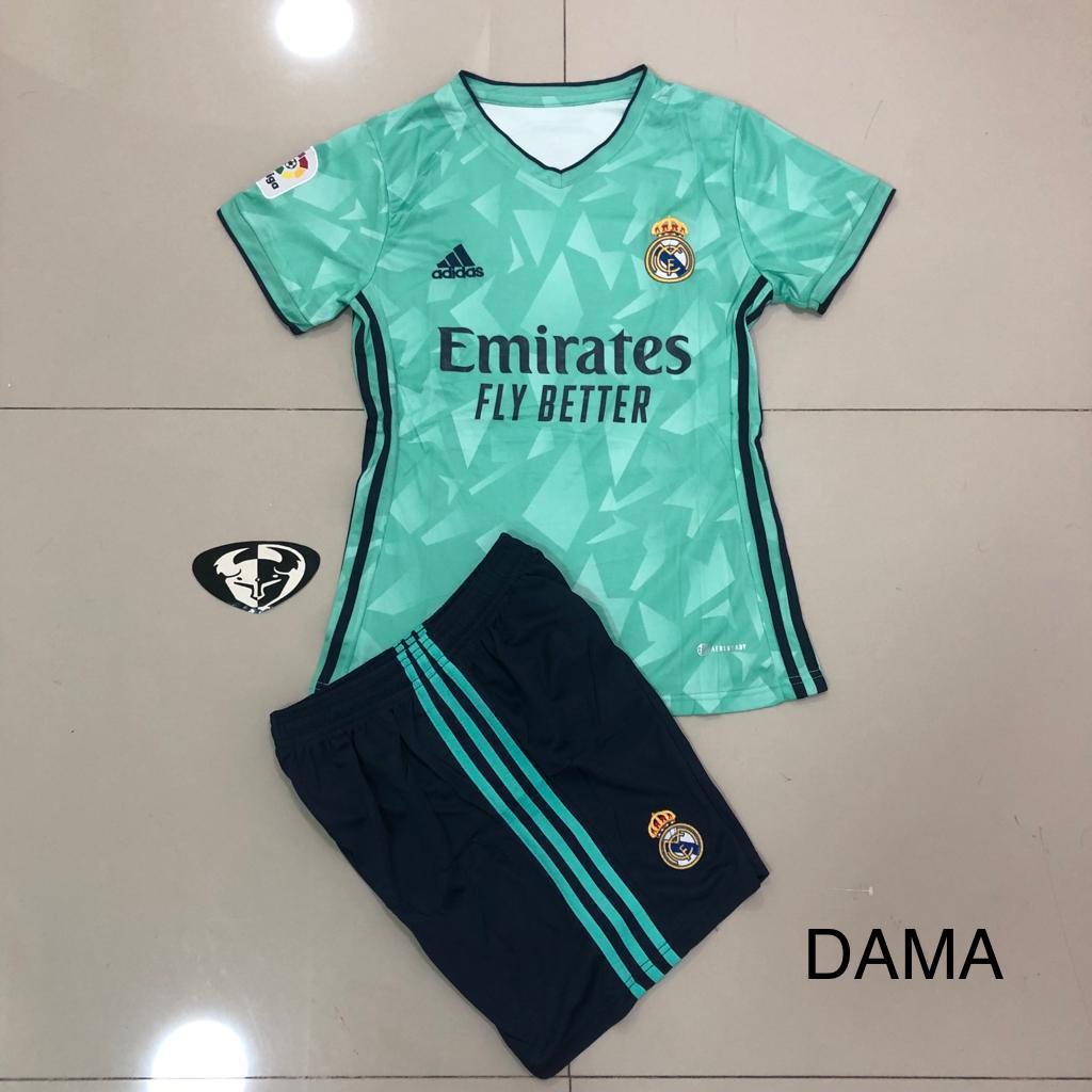 Uniforme deportivo mujer real madrid