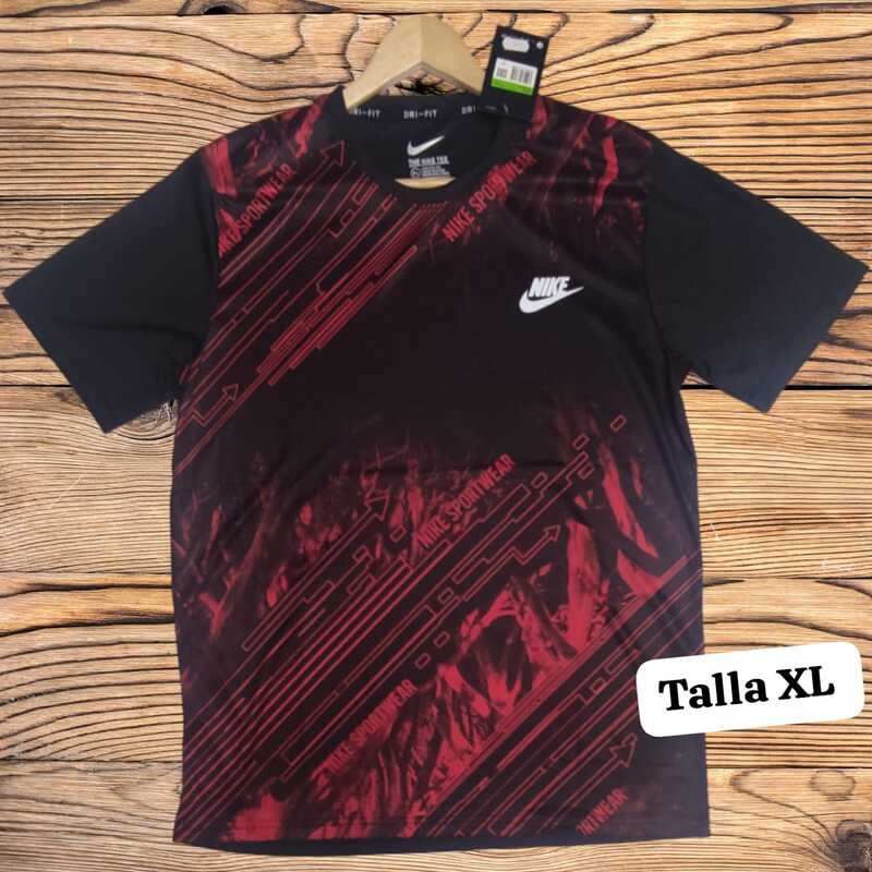 Camisa deportiva drifit  rojo oscuro