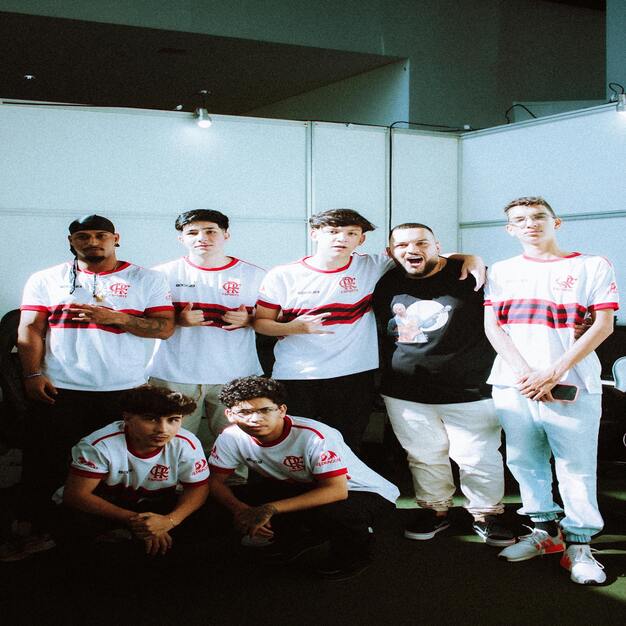 LA MODA EN EL MUNDO DEPORTIVO: ESTILO QUE TRASCIENDE EL GIMNASIO