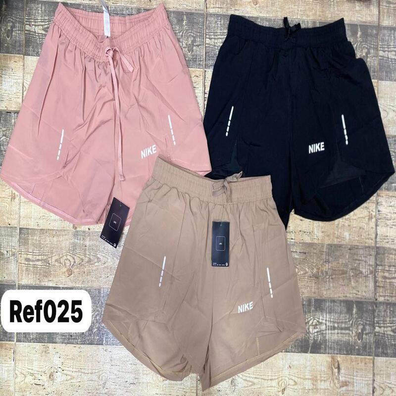 Pantalonetas deportivas con licra interna