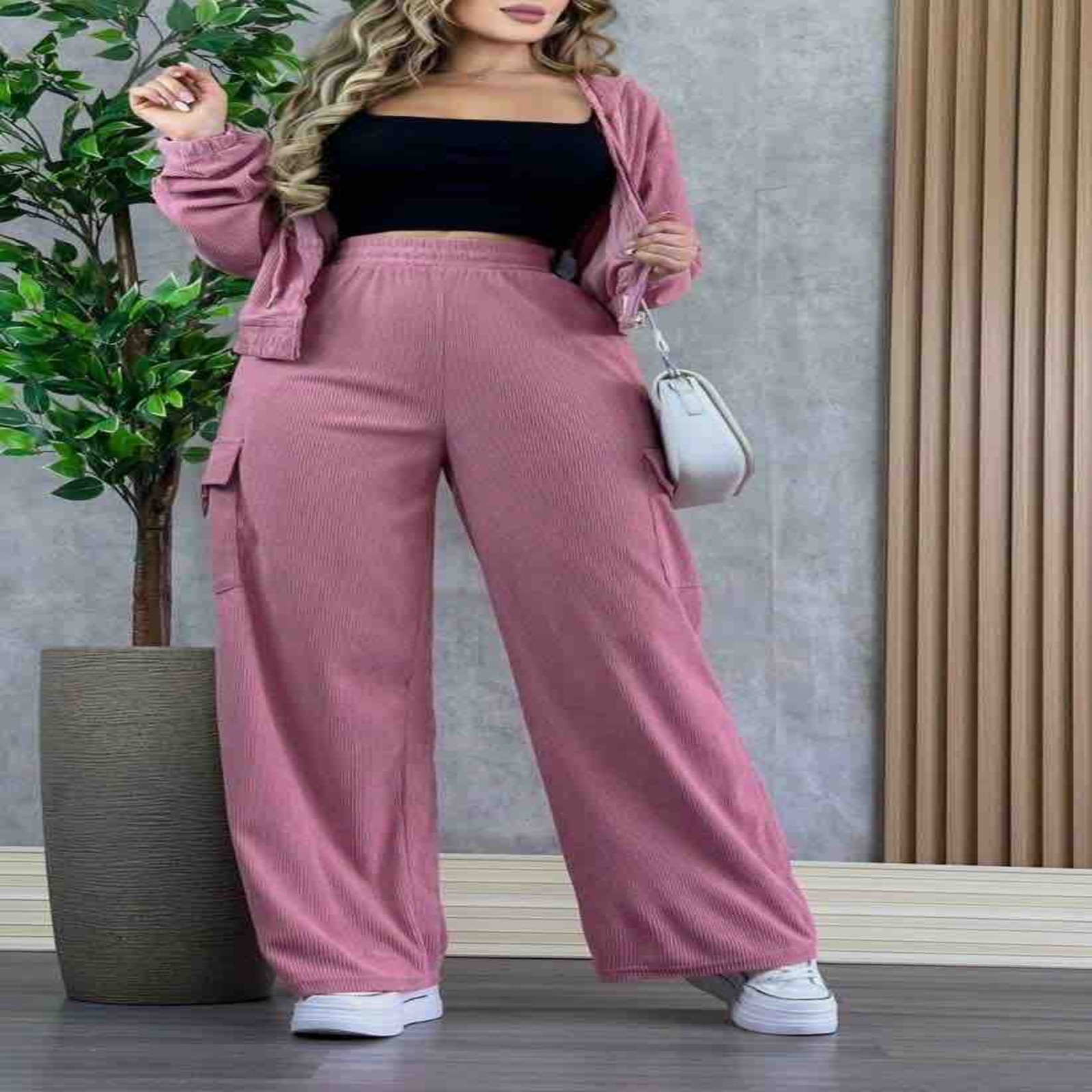 Conjunto deportivo cordoloy rosado