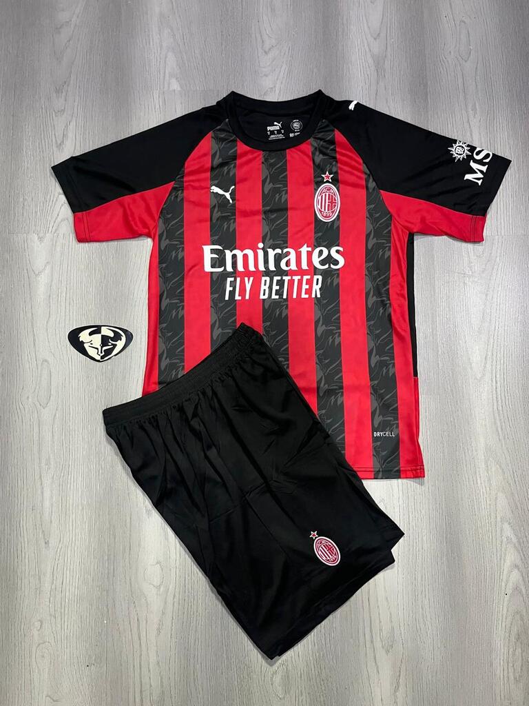 Uniforme deportivo AAA AC Milan