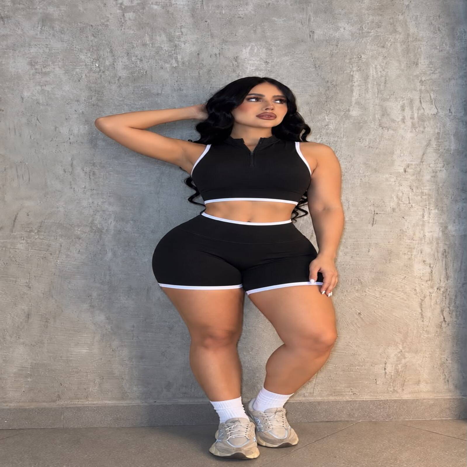 Conjunto deportivo importado negro